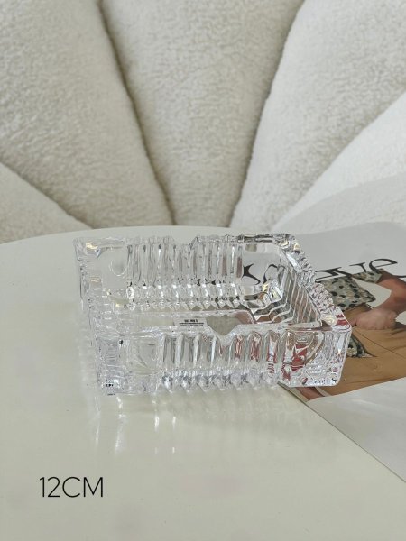 مكته زجاج مربع بلينكماكس